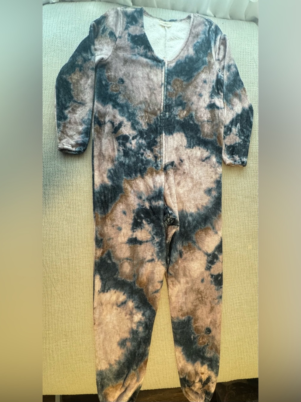 Natural Life Cozy Fleece Tie-Dye Onesie of Lounge Jumpsuit - Picture 3 of 4